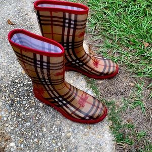 Burberry rain boots
